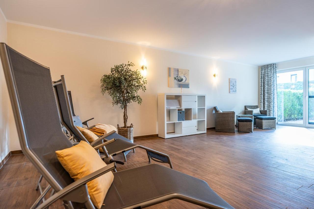 Appartement "Traumzeit" Mit Penthouseflair - Oase Am Haff Garz  エクステリア 写真
