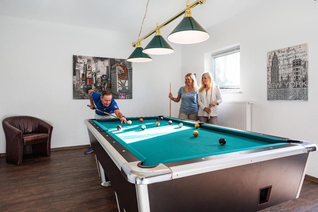 Appartement "Traumzeit" Mit Penthouseflair - Oase Am Haff Garz  エクステリア 写真