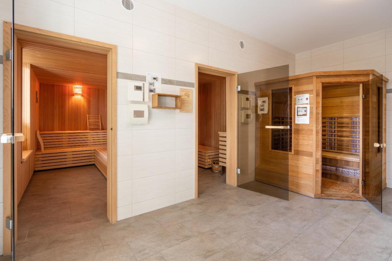 Appartement "Traumzeit" Mit Penthouseflair - Oase Am Haff Garz  エクステリア 写真